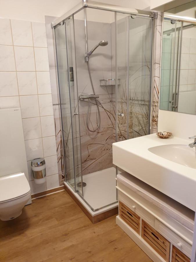 Ferienwohnung 13 Haus Huehnergott ゼリン エクステリア 写真