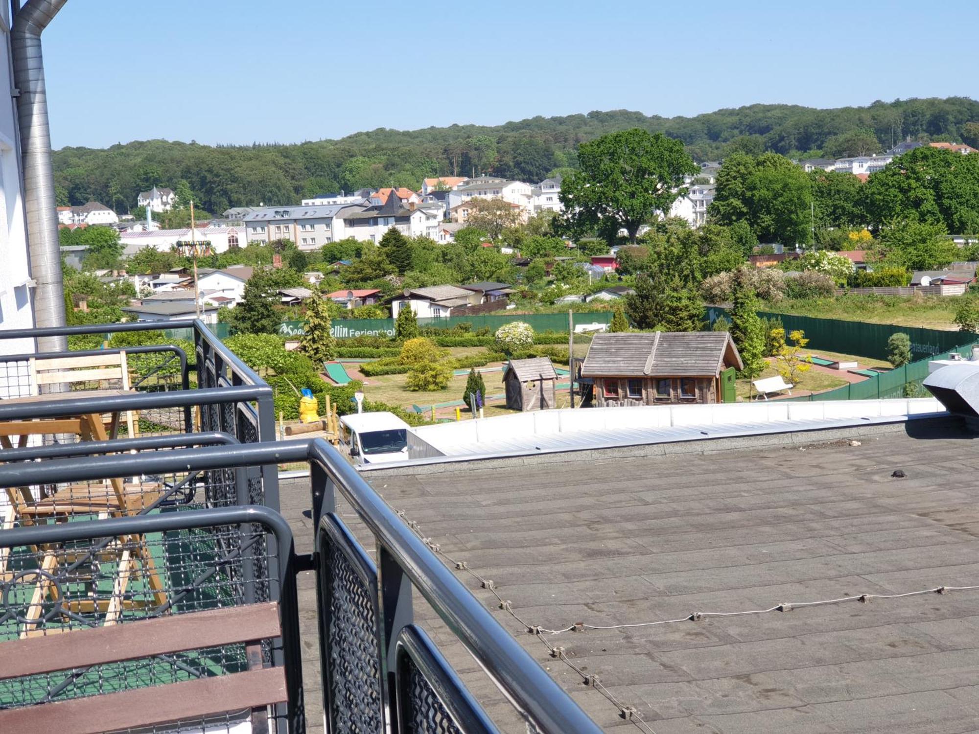 Ferienwohnung 13 Haus Huehnergott ゼリン エクステリア 写真